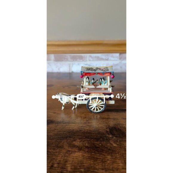 Handcrafted Wooden Ox Cart Figurine With Colorful Detailing & Miniature Figures - Picture 13 of 14